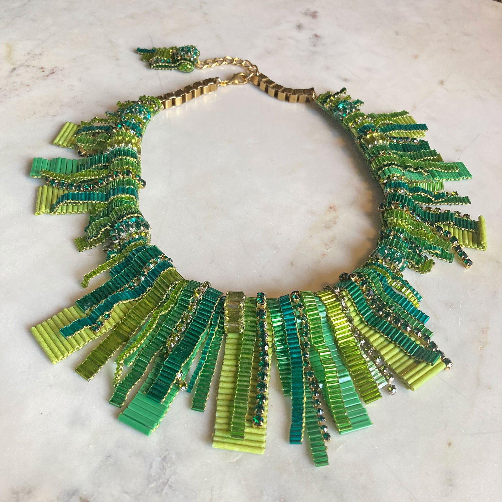 Statement outlet necklace